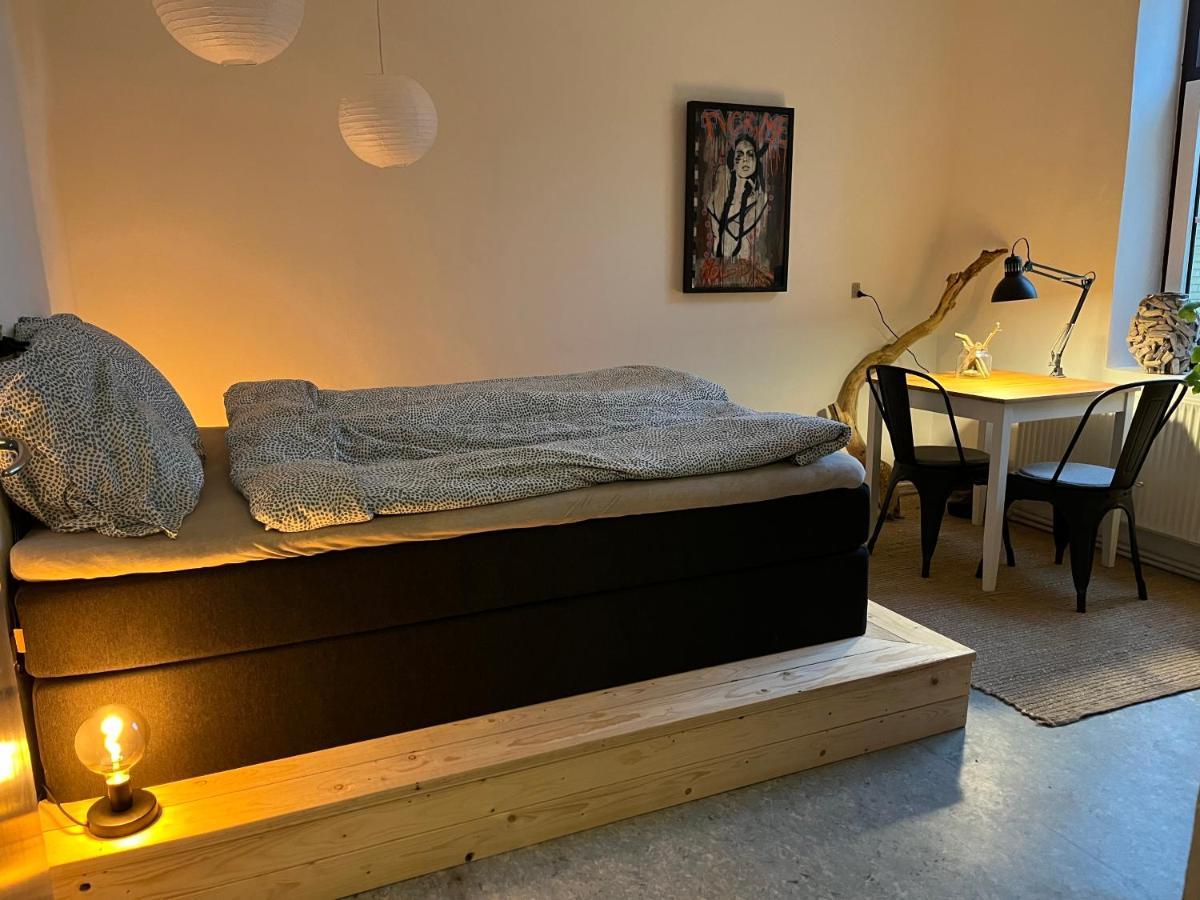 Room 12 - Hawkraft Kulturhotel Vestervig ภายนอก รูปภาพ