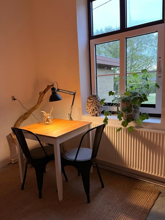 Room 12 - Hawkraft Kulturhotel Vestervig ภายนอก รูปภาพ